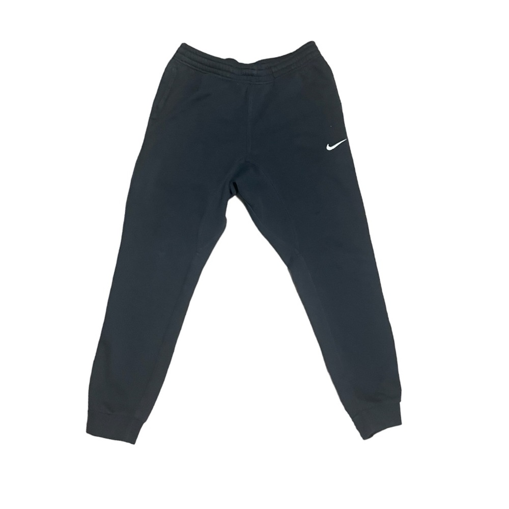 Black Nike pants
